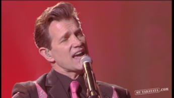 Chris Isaak "Oh, Pretty Woman" (2012)