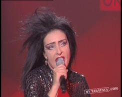 Siouxsie "Into A Swan" (2007)