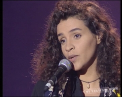Amina "A L'Abris Des Portes Qui Claquent" (1993)